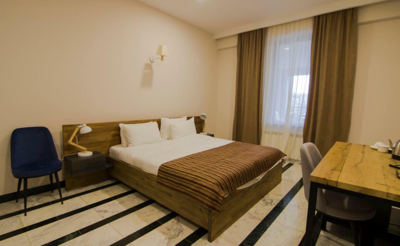 Boutique Hotel "Biotel" Tsqnet'i Exterior photo